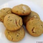 Whole wheat eggless almond cookies